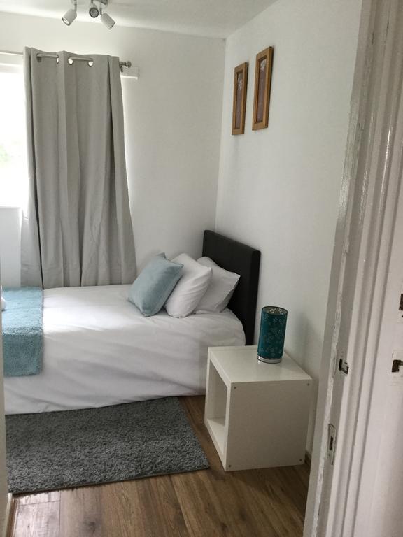 Willa 4 Bed House Next To Basildon Town Centre Zewnętrze zdjęcie