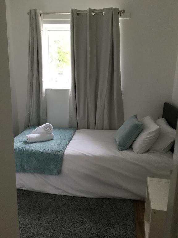 Willa 4 Bed House Next To Basildon Town Centre Zewnętrze zdjęcie